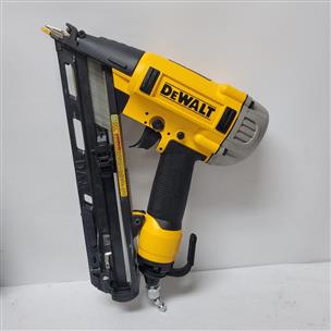 DEWALT DWFP72155 15 GA FINISH NAILER ye cd Very Good Buya